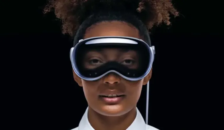 Apple’s new AR headset
